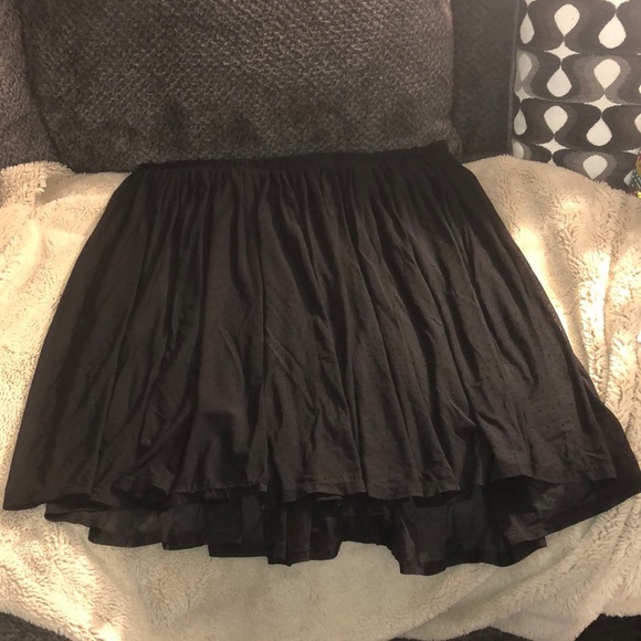 Torrid Ruffle Skirt, size 1 - Picture 1 of 6